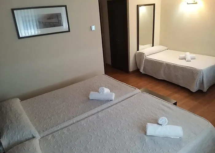 Condes De Lemos Espana فندق مونفورتي دي ليموس